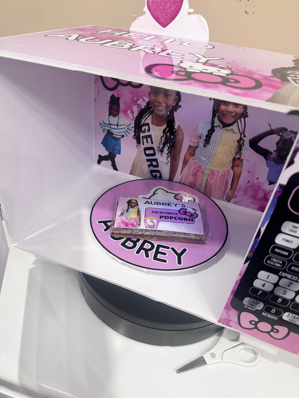 Gift Box Microwave